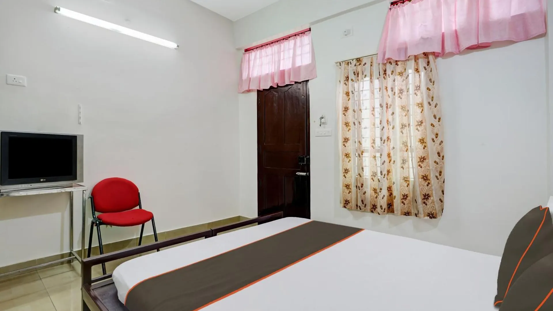 Hotel O Muscat Thiruvananthapuram