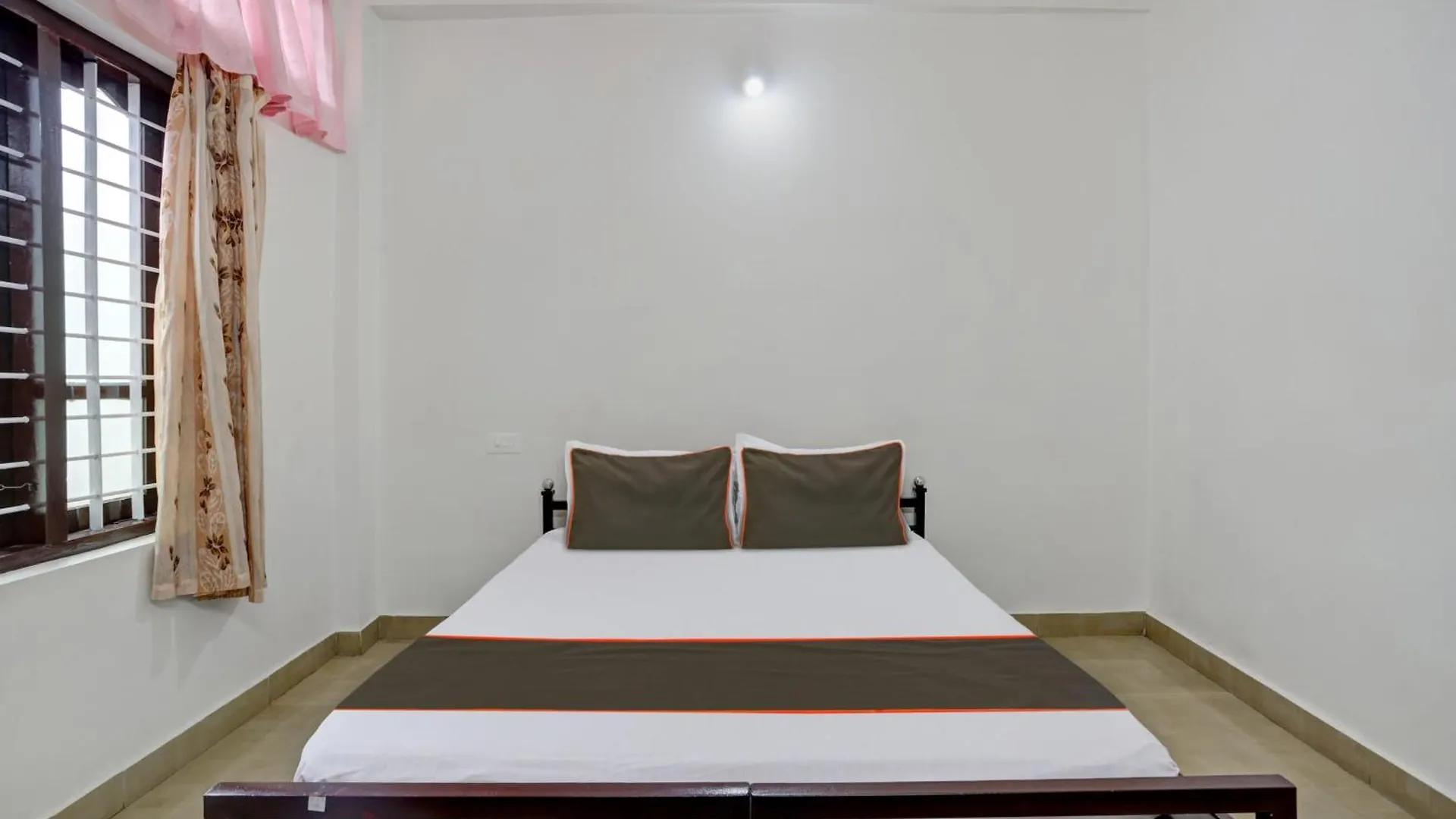 Hotel O Muscat Thiruvananthapuram
